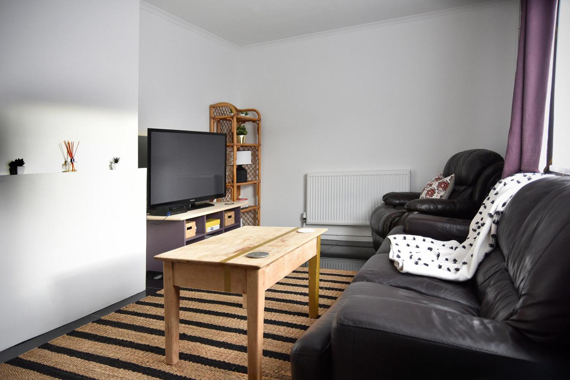 Hermitage, 3 Bed Entire House In Holiday home *